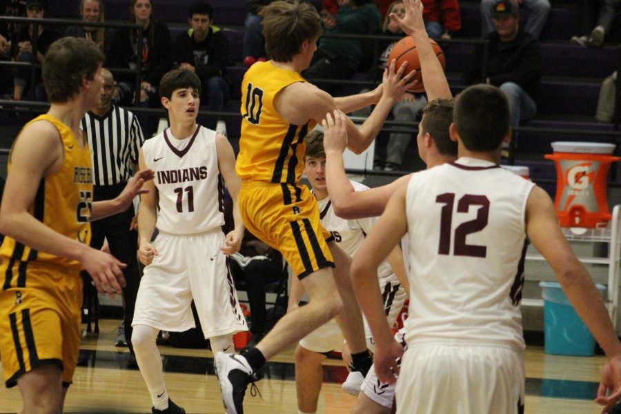 Haven Mortimer drives to the basket in the bi-dstrict win Monday night. 