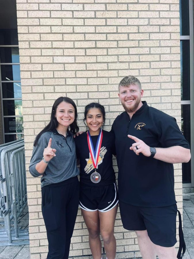 Rodriguez lifts best to earn State Championship