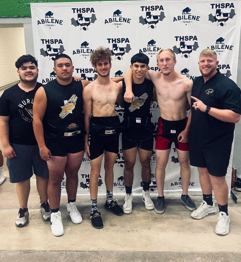 RL Powerlifting meets new PRs during State competition